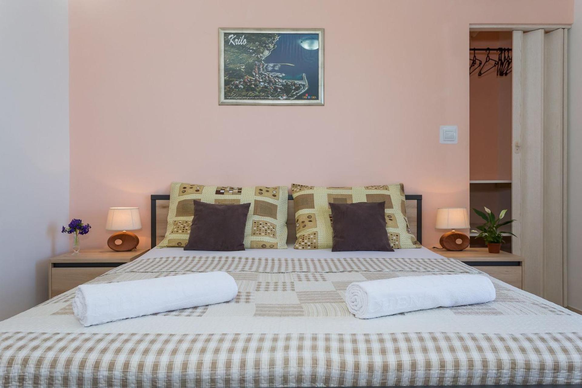 Apartments Verica - 15 M From Beach Krilo ภายนอก รูปภาพ