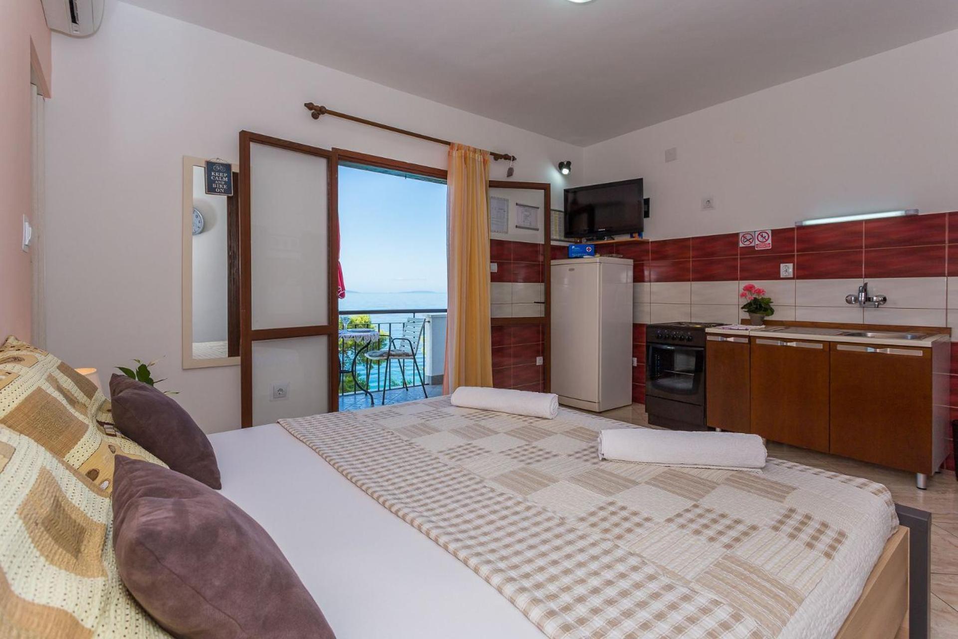 Apartments Verica - 15 M From Beach Krilo ภายนอก รูปภาพ